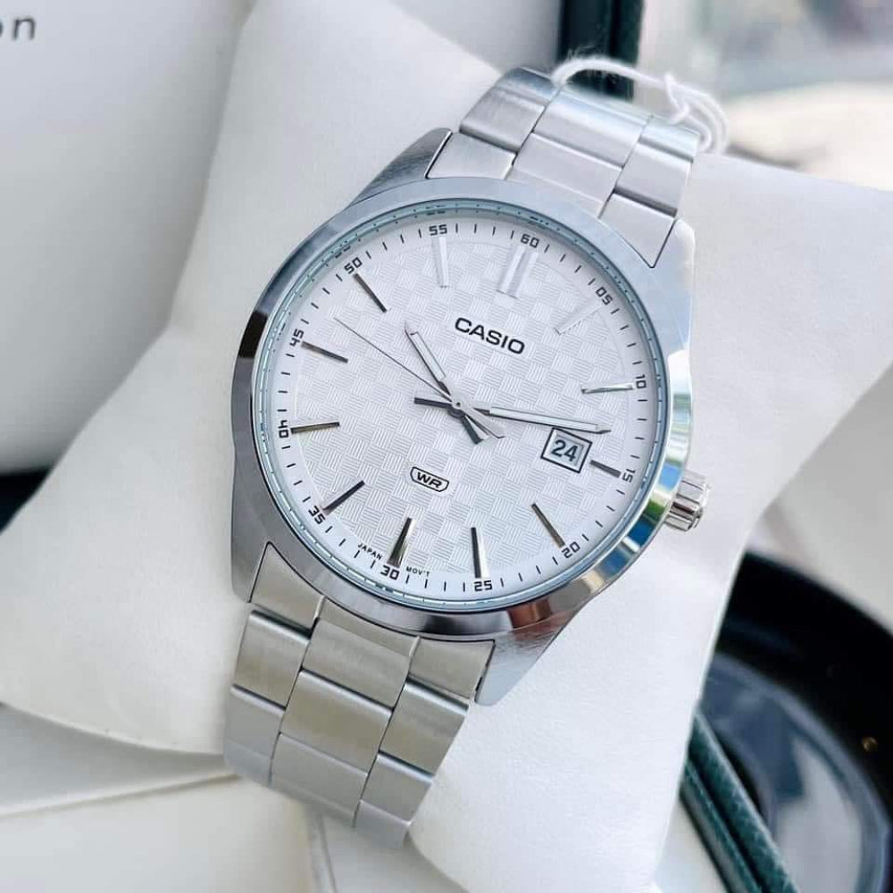 CASIO, ANALOG Silver White dial