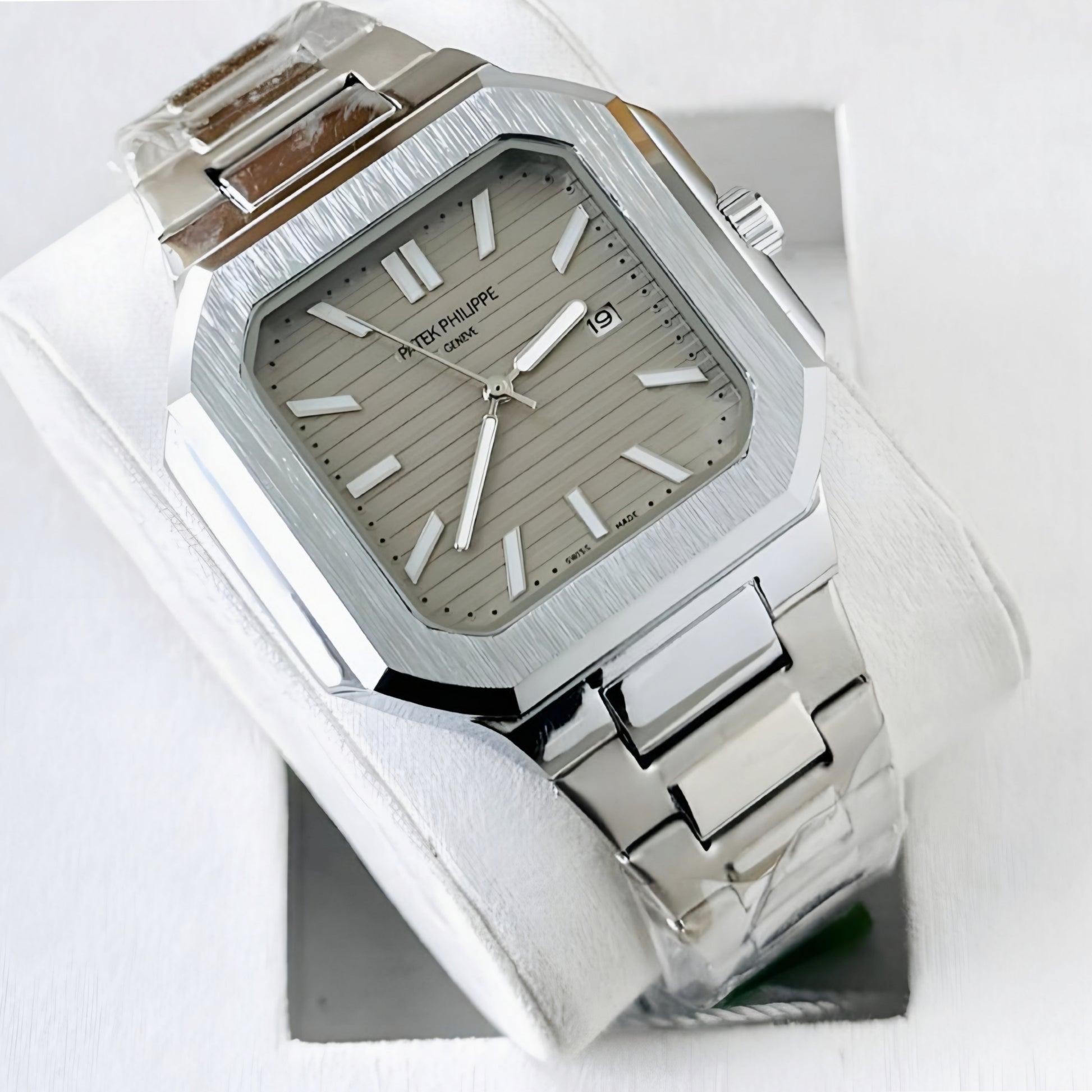 Patek Philippe Cubitus Grey dial