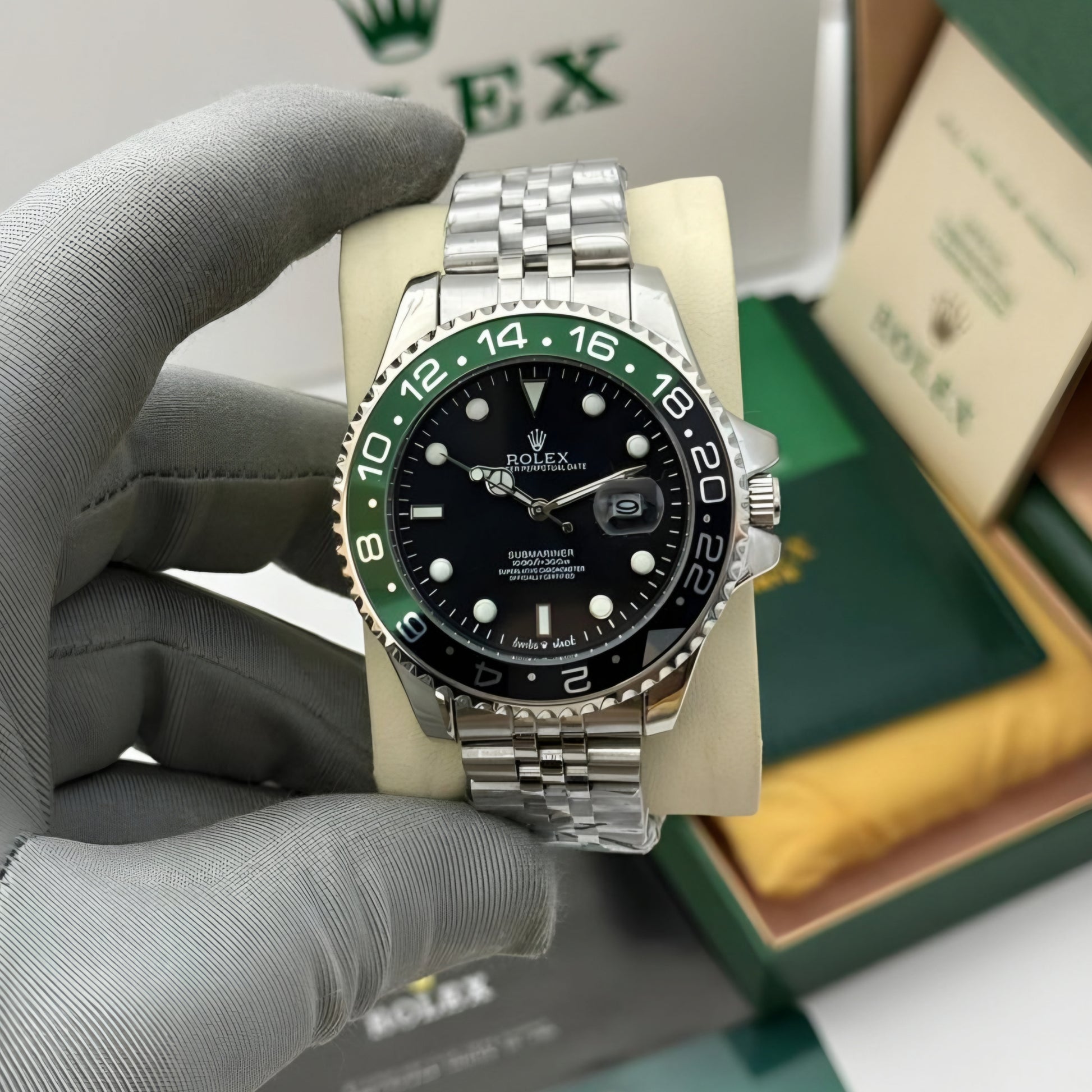 Rolex Gmt master black and Green' Black dial
