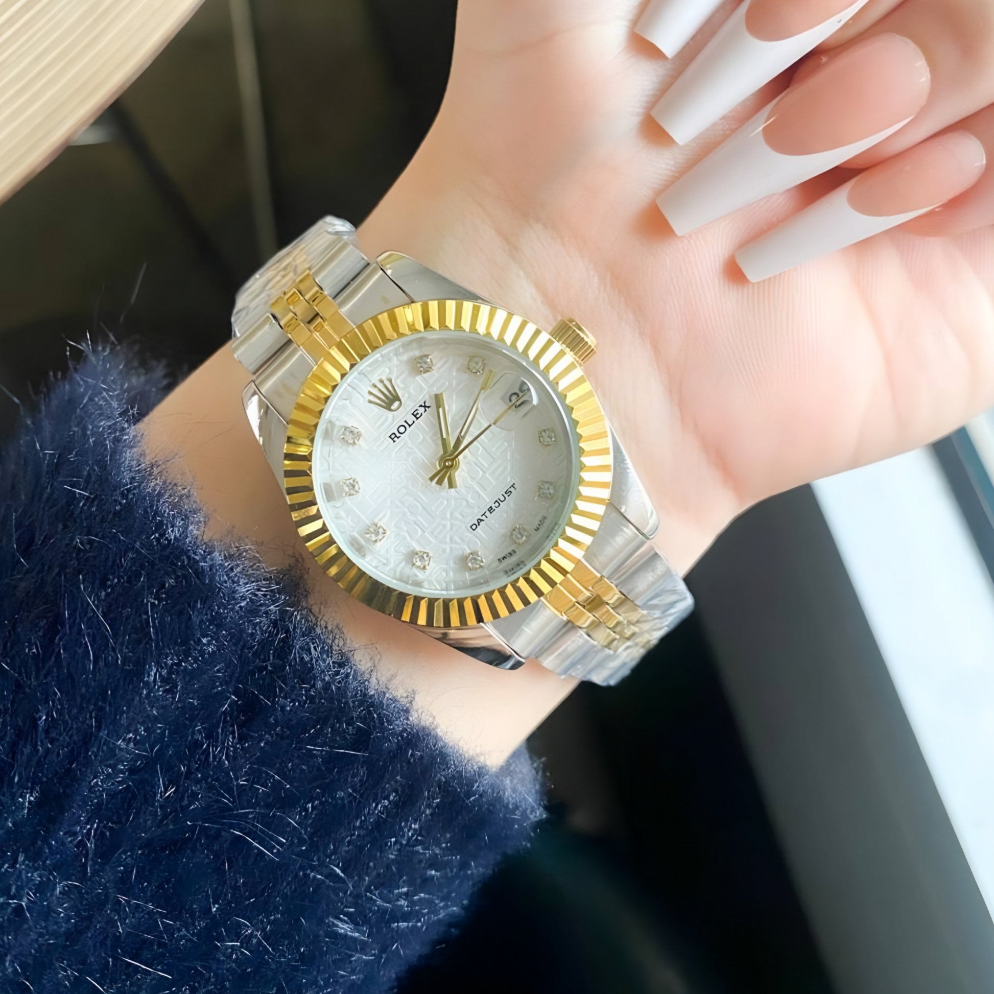 Rolex Lady-Datejust Gold, silver with white dial